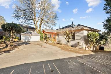 Main picture of 3144 Glenmorrie Dr