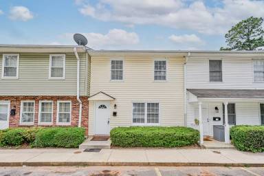 Main picture of 21 Glen Burnie St