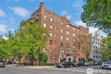 Main picture of 1900 Newkirk Ave