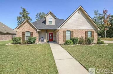 Main picture of 211 Southern Creek Cir
