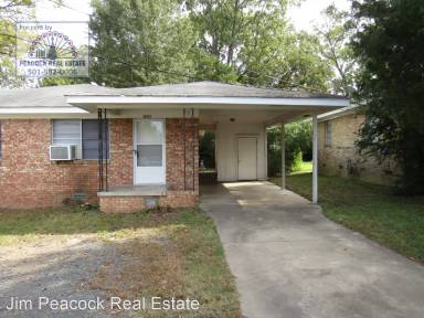 Main picture of 1603 S Highway 161