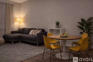 Main picture of 9448 Woodbridge Rd