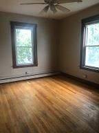 Main picture of 295 Pleasant St