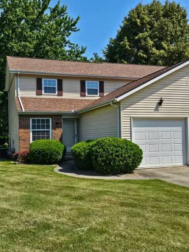 Main picture of 5 Augusta Dr