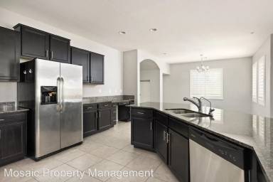 Main picture of 1170 E Taylor Trl