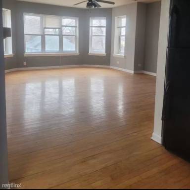 Main picture of 7026 S Cregier Ave