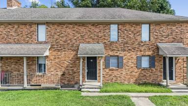 Main picture of 1649 Foxhaven Dr