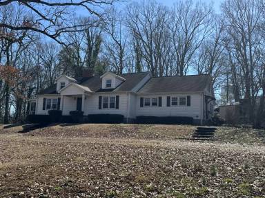 Main picture of 108 Winding Creek Rd