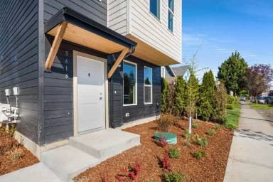 Main picture of 3579 S G St