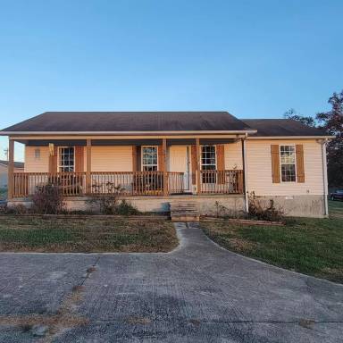 Main picture of 2411 Standing Stone Hwy