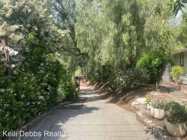 Main picture of 9626 Sunland Pl