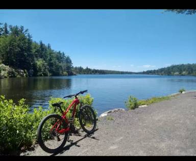 Main picture of 4 Pinecrest Rd