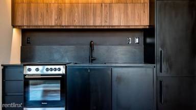 Main picture of 1 Duffield St