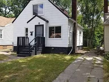 Main picture of 19946 Monica St