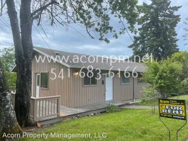 Main picture of 2520 Jefferson St