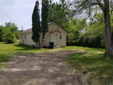 Main picture of 904 Lambert Ave SE