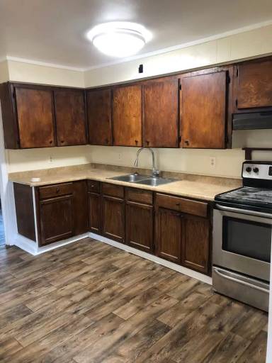 Main picture of 112 East Blvd