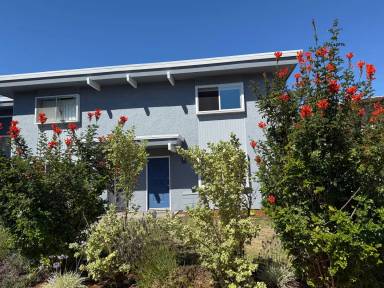 Main picture of 721 Rosedale Ave