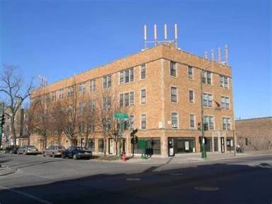 Main picture of 5610 W Wellington Ave