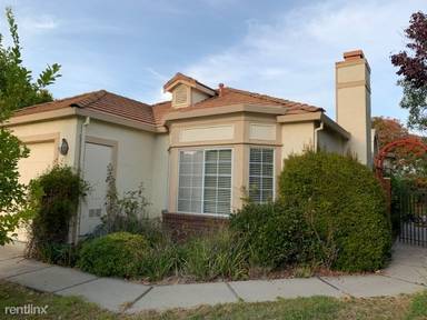 Main picture of 1043 Quail Creek Cir