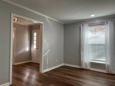 Main picture of 1816 Breckenridge Dr