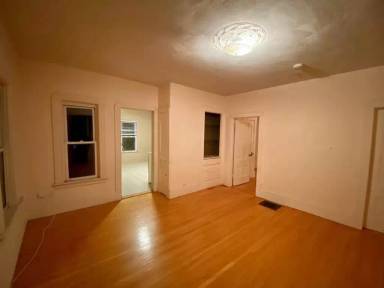 Main picture of 24 Park Ave