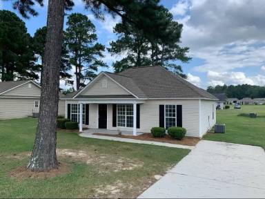 Main picture of 157 DuPont Dr NW