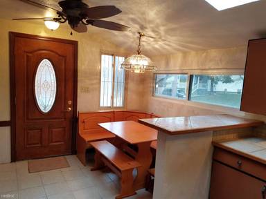 Main picture of 5571 Camelia St