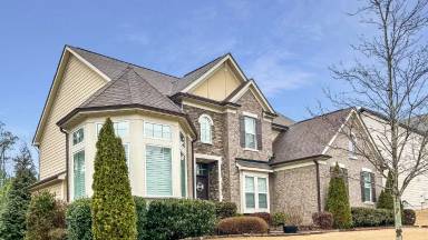 Main picture of 3405 Trowbridge Dr