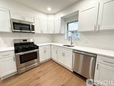 Main picture of 2115 S Opal St