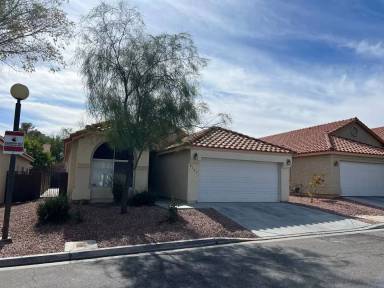 Main picture of 8121 Sunset Mill Dr