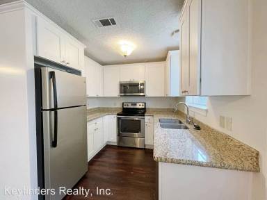 Main picture of 15146 Cocodrie Ave