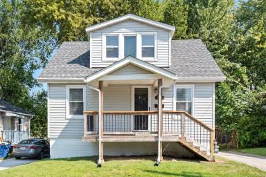 Main picture of 9423 Muriel Ave