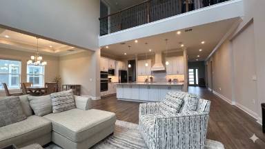 Main picture of 6875 Broglie St
