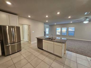 Main picture of 2803 18th St W