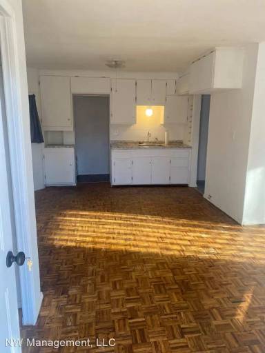 Main picture of 1623 E 10th Ave