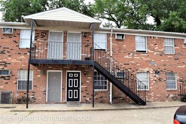 Main picture of 6240 Chesapeake Blvd