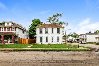 Main picture of 1601 Edwards Ave