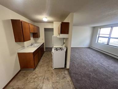 Main picture of 441 Ridgewood Ave