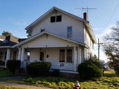 Main picture of 318 S Dyer St