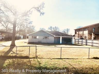 Main picture of 14014 Forest Knoll Dr