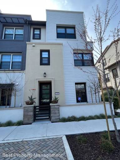 Main picture of 3560 Peralta Blvd