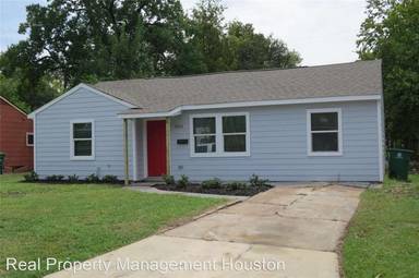 Main picture of 5926 Southville St