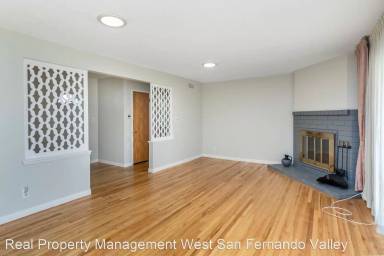 Main picture of 19738 Gresham St