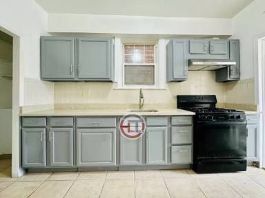 Main picture of 2314 Barnes Ave