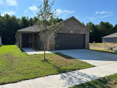 Main picture of 8200 Kim Dr