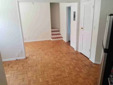 Main picture of 210 S Moreno Dr