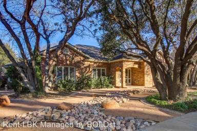 Main picture of 9403 Miami Ave