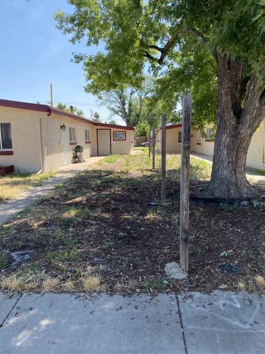 Main picture of 2362 Emporia St