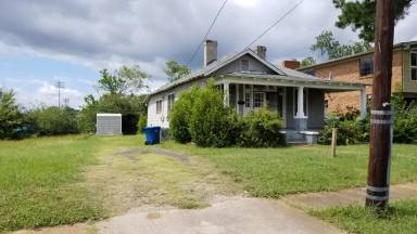 Main picture of 5516 Court G